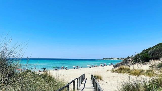 Torre Colimena, dune e mare turchese